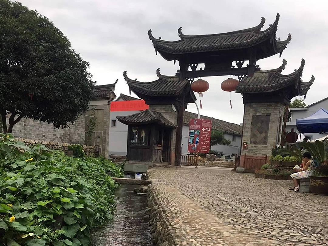 手机响5秒后自动挂断是被拉黑了吗？游戏画面